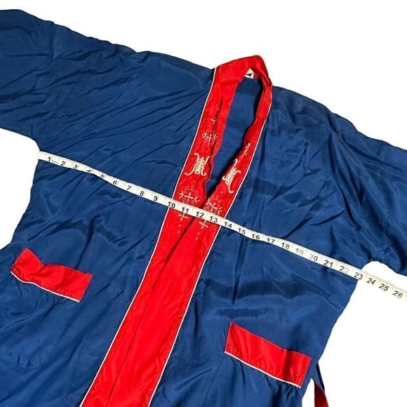 Vintage plum blossoms blue and red Kimono bath robe size large - Picture 4 of 8